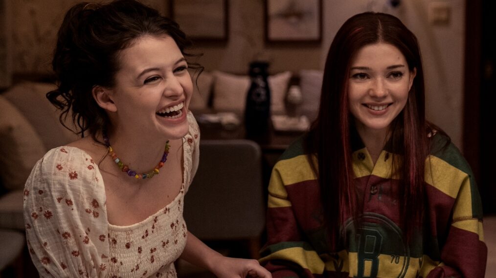 Ginny & Georgia. (L to R) Sara Waisglass as Maxine Baker, Katie Douglas as Abby, Chelsea Clark as Norah in episode 205 of Ginny & Georgia