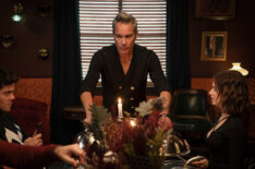 Eric McCormack as Hemmingway in 'Hell Motel' Episode 1