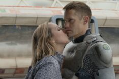 Anna Konkle and Alexander Skarsgård — 'Murderbot' Season 1 Episode 5