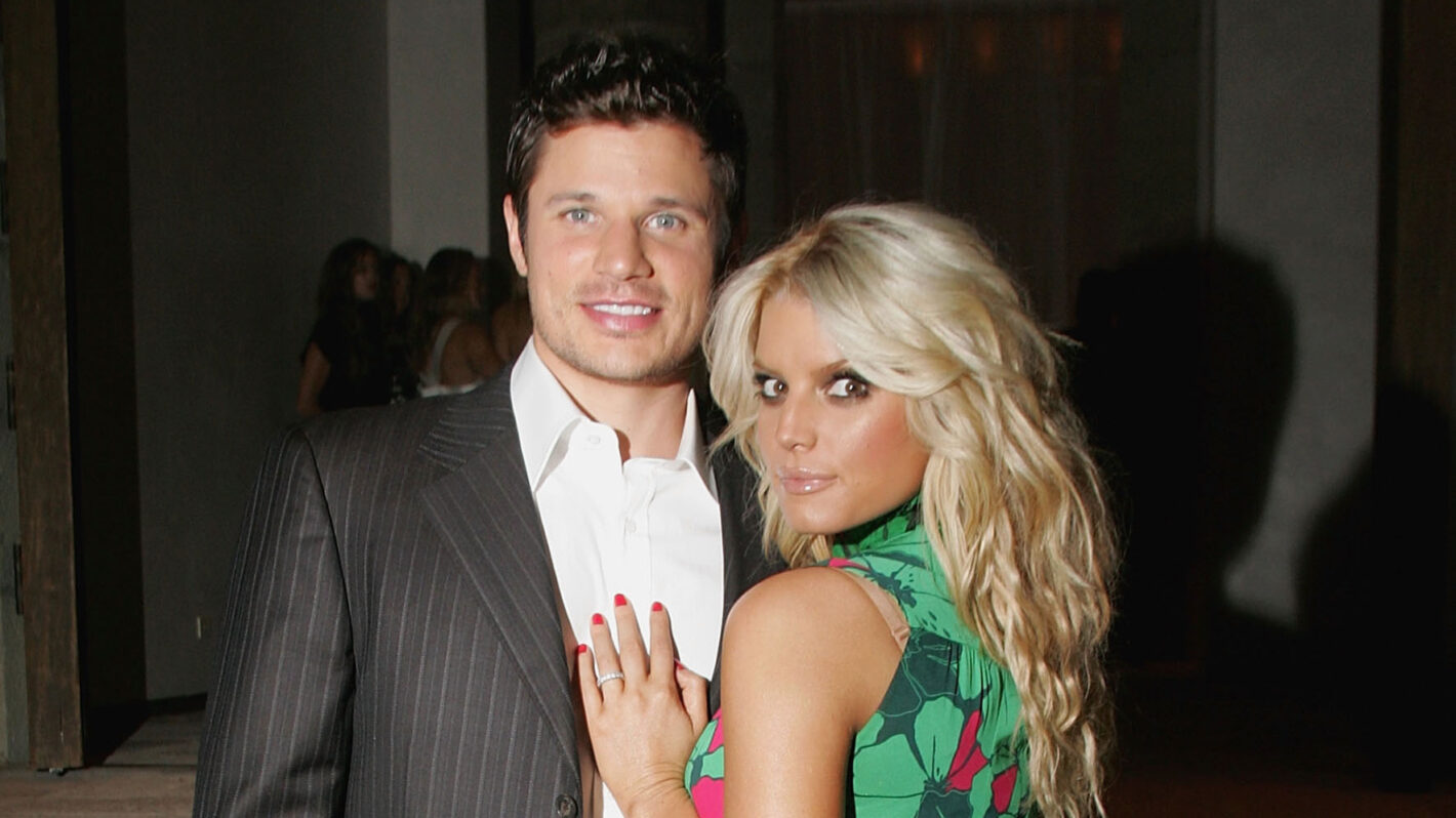 Singers Jessica Simpson and husband Nick Lachey attend the