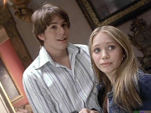 Paolo and Charli in When in Rome