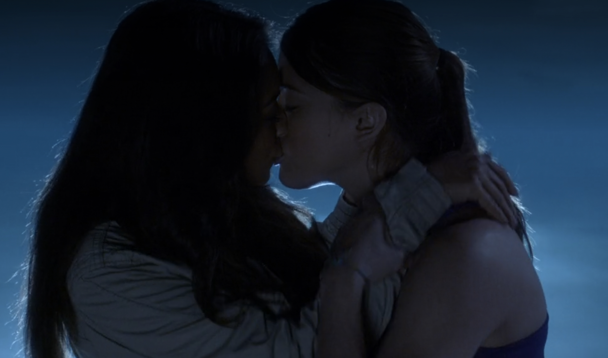Shay Mitchell and Lindsey Shaw as Emily and Paige in 'Pretty Little Liars' Season 3 Episode 8
