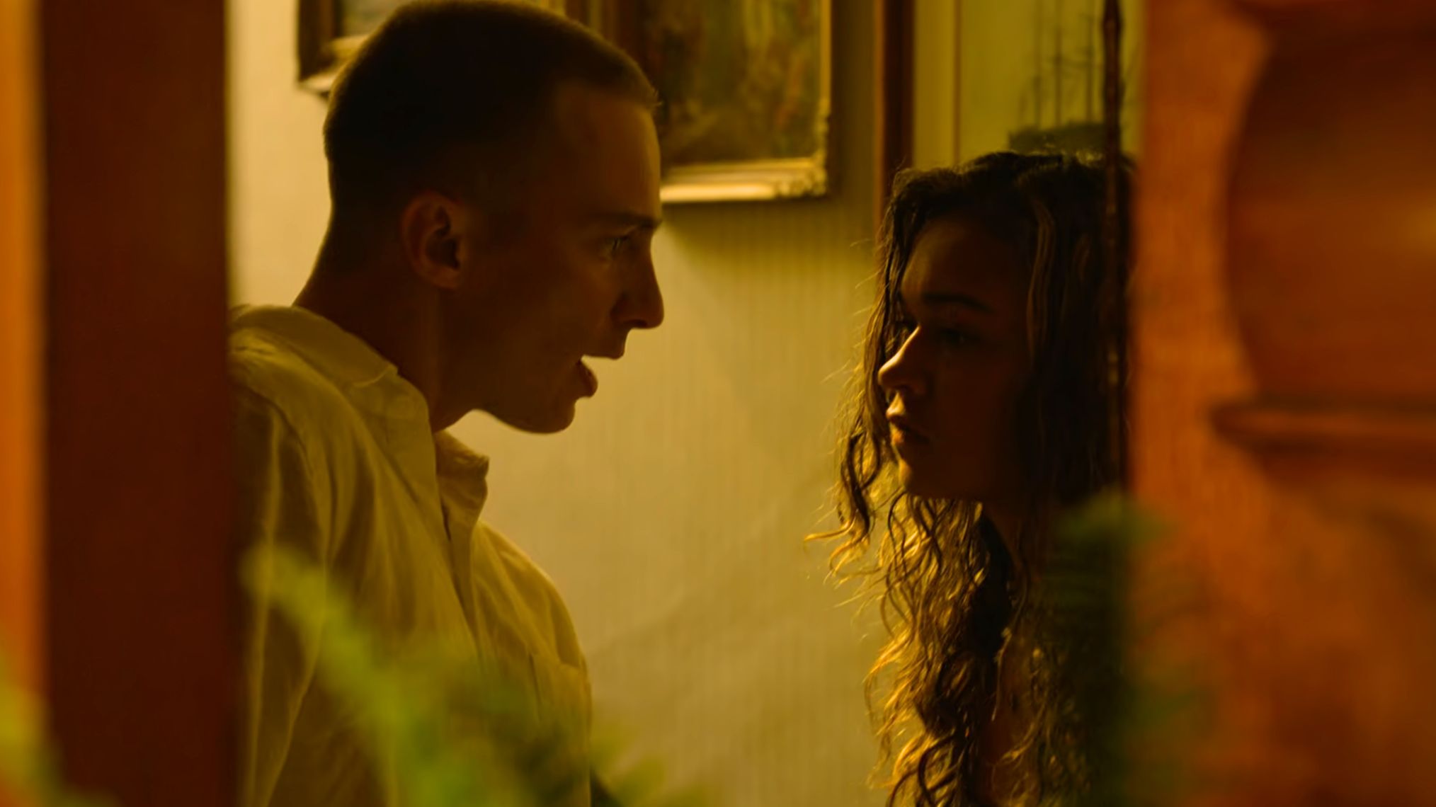 Drew Starkey and Madison Bailey as Rafe and Kiara in 'Outer Banks' Season 3