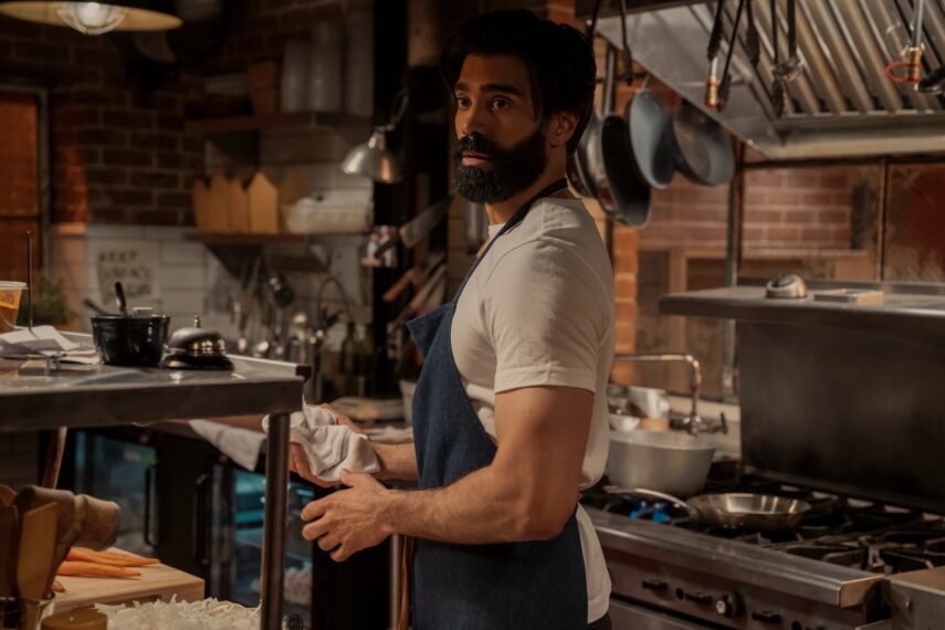 Raymond Ablack as Joe in 'Ginny & Georgia' Season 3