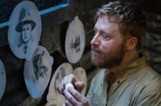 Alan Tudyk as Harry Vanderspeigle — 'Resident Alien' Season 4 Premiere 'Prisoners'