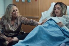 Jamie Lee Curtis and Abby Elliott in 'The Bear' Season 3
