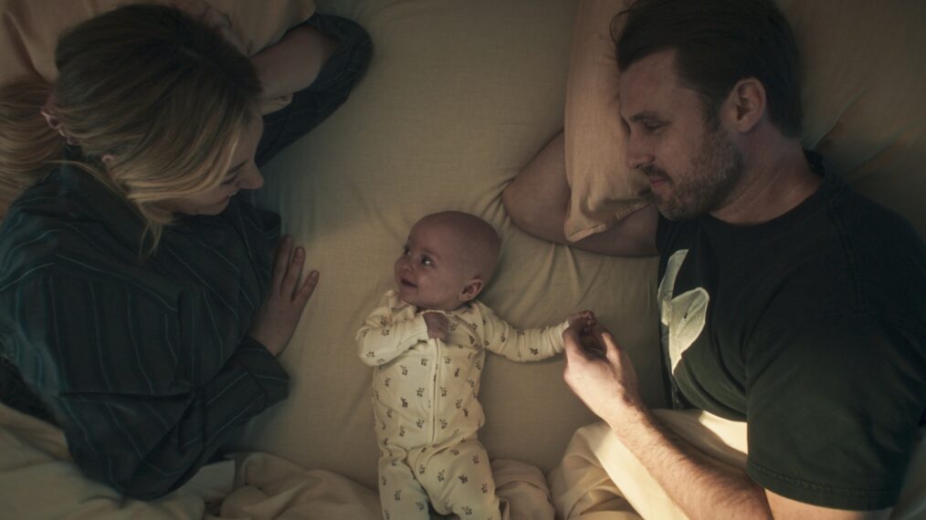 Abby Elliott and Chris Witaske in 'The Bear' Season 4