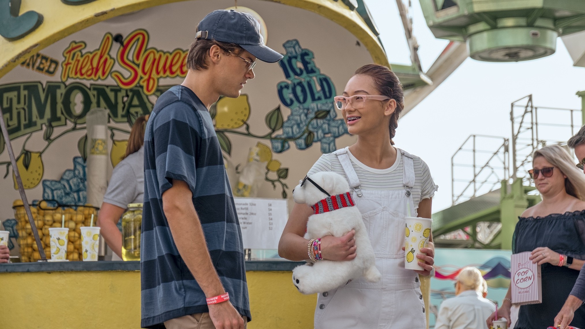Christopher Briney and Lola Tung in 'The Summer I Turned Pretty' Season 2
