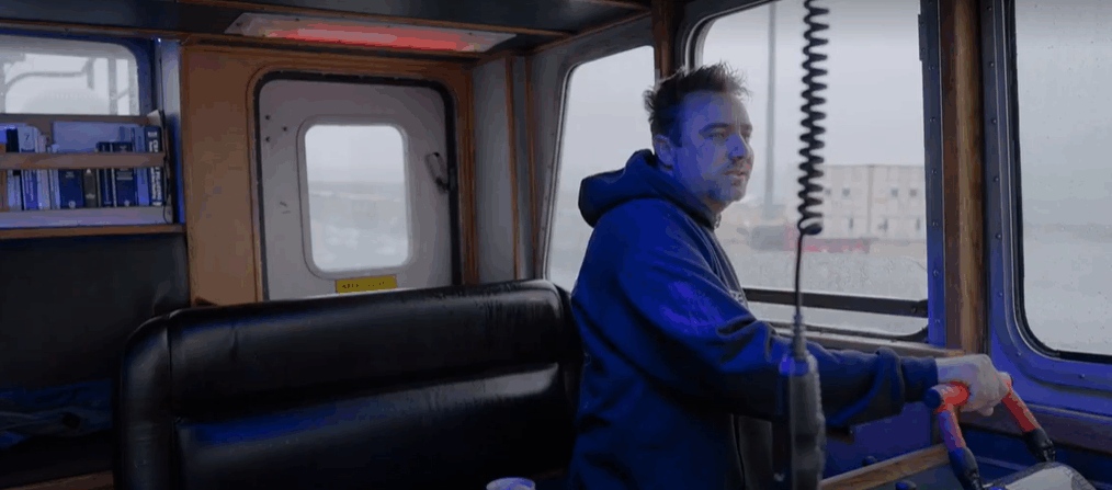Jake Anderson Life in Danger in Dramatic Season 21 Premiere