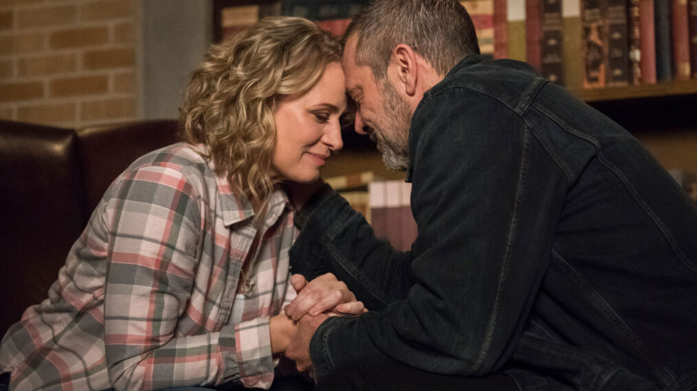 Samantha Smith, Jeffrey Dean Morgan in Supernatural - 'Lebanon' - Season 14