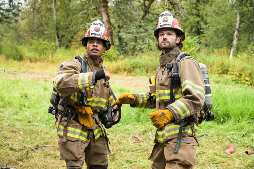 “Edgewater’s About to Get Real Cozy” – Station 42 and Three Rock jump into action when an airplane makes an emergency landing outside of Edgewater. Jared Padalecki guest stars as Camden, a SoCal firefighter who immediately recognizes Bode’s raw talent, on FIRE COUNTRY,