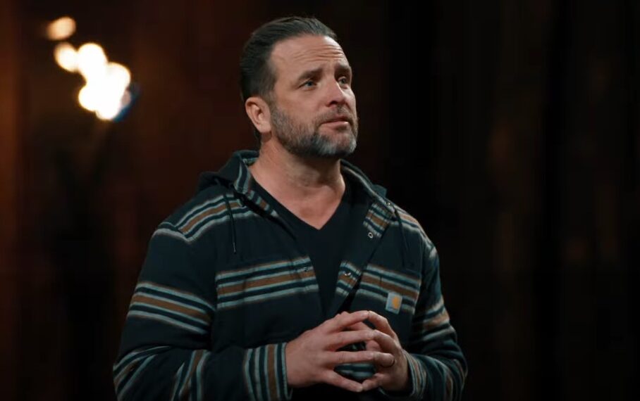 TJ Lavin