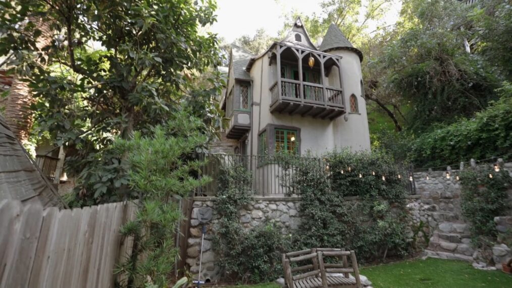 Snow White Cottage from 'Zillow Gone Wild' Season 1 Episode
