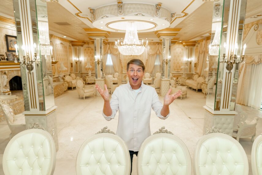 Jack McBrayer in Zillow Gone Wild - Season Two