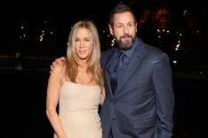 Jennifer Aniston and Adam Sandler attend the 'Murder Mystery 2' photocall at Pont Debilly on March 16, 2023 in Paris, France