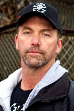 Andy Hillstrand Headshot
