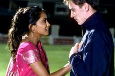 Parminder Nagra, Jonathan Rhys-Meyers in Bend It Like Beckham