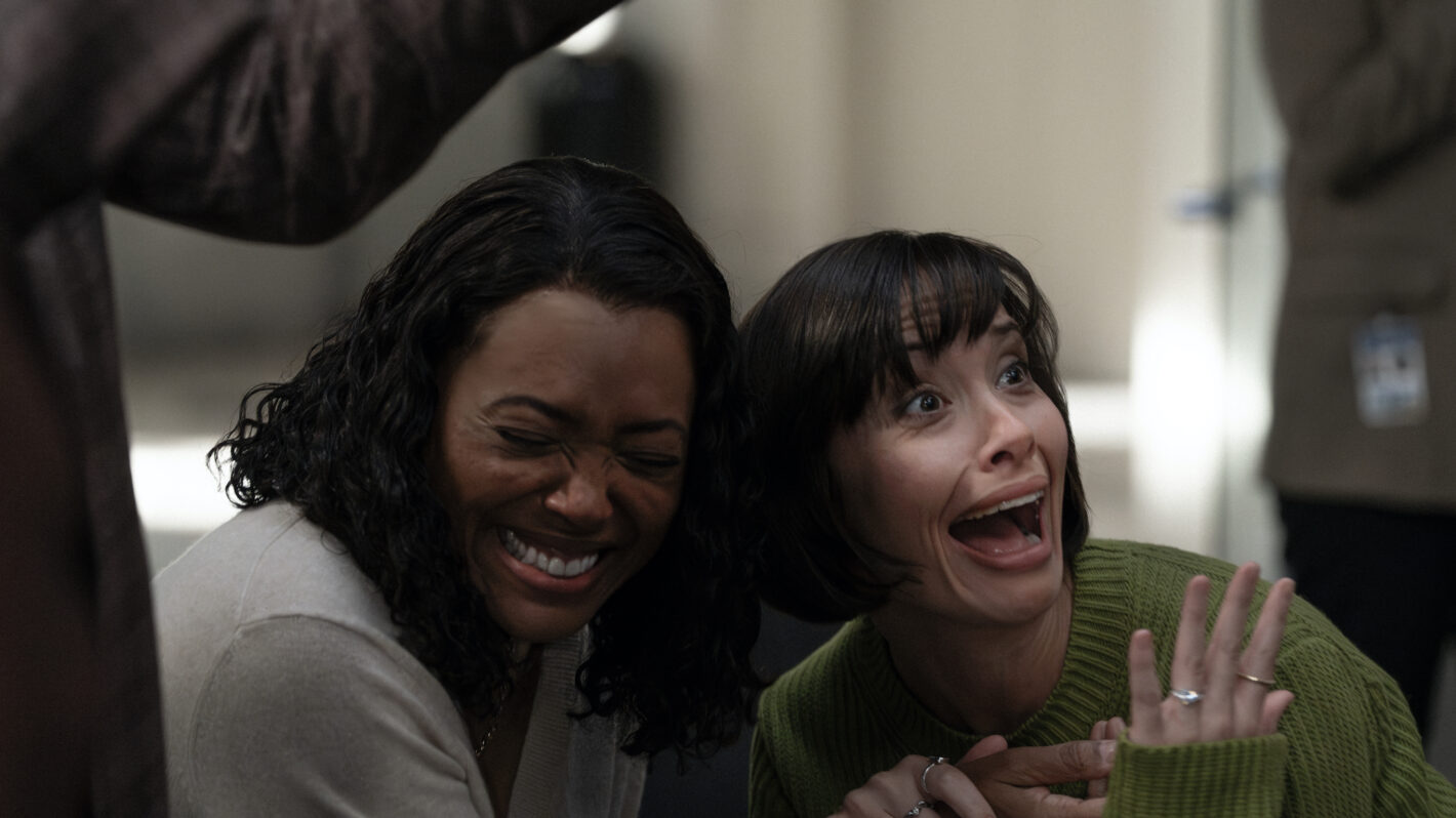 Aisha Tyler as Dr. Tara Lewis and Nicole Pacent as Rebecca Wilson — 'Criminal Minds: Evolution' Season 18 Episode 8