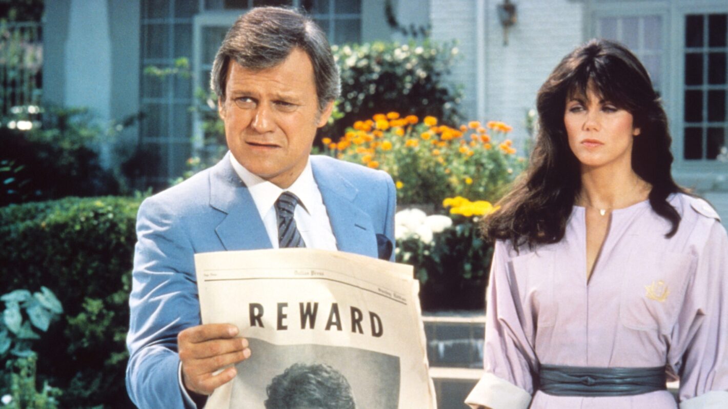 Ken Kercheval, John Beck (photograph in newspaper), Deborah Shelton in Dallas (Season 8)