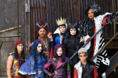 Maz Jobrani, Kathy Najimy, Kristin Chenoweth, Wendy Raquel Robinson,(bottom): Booboo Stewart, Sofia Carson, Dove Cameron, Cameron Boyce of 'Descendants'