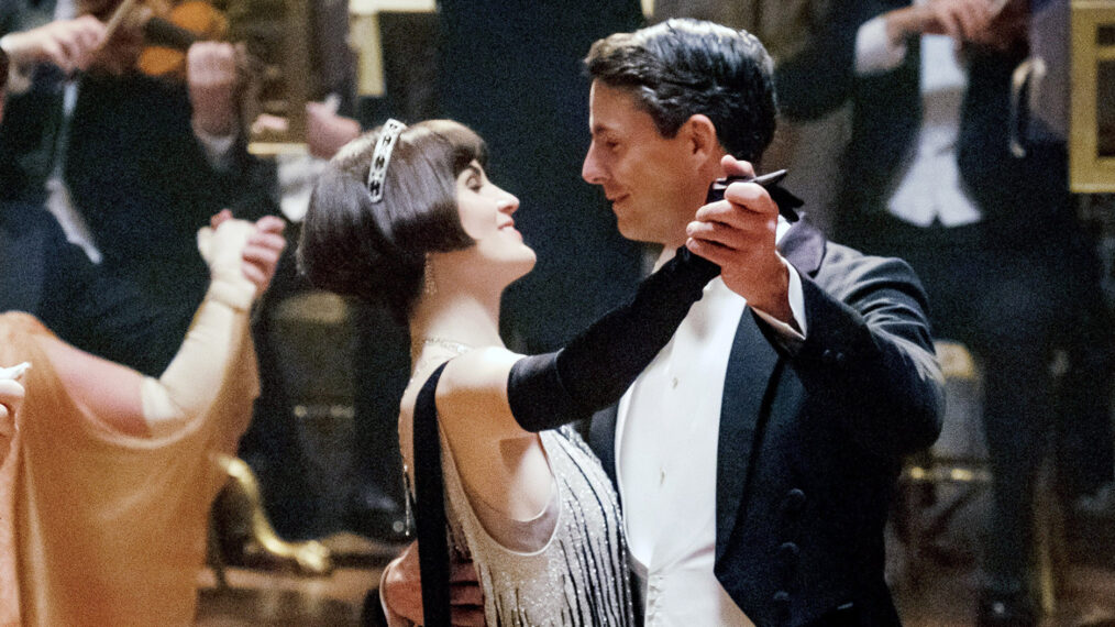 Michelle Dockery as Mary Talbot and Matthew Goode as Henry Talbot in 'Downton Abbey' (2019)