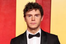 Evan Peters attends the 2024 Vanity Fair Oscar Party Hosted By Radhika Jones at Wallis Annenberg Center for the Performing Arts on March 10, 2024 in Beverly Hills, California.