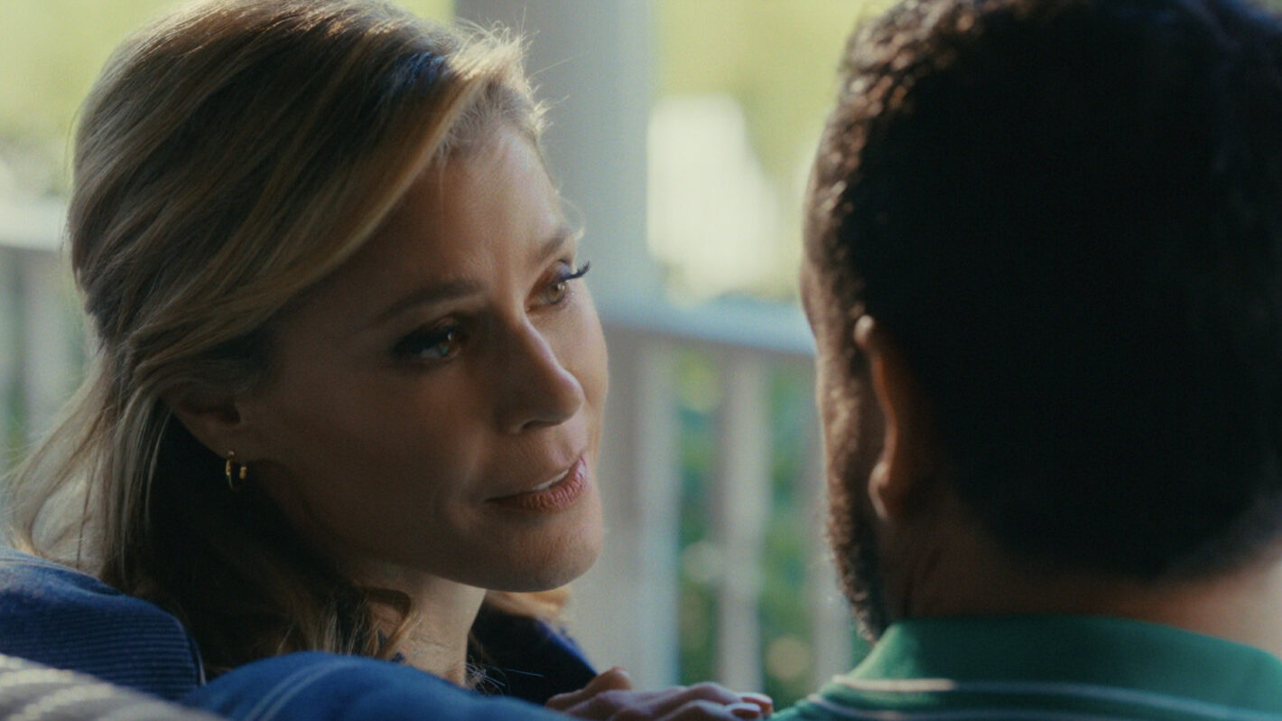 Julie Bowen as Virginia in 'Happy Gilmore 2'