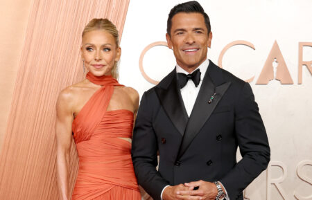 Kelly Ripa and Mark Consuelos attend the 97th Annual Oscars at Dolby Theatre