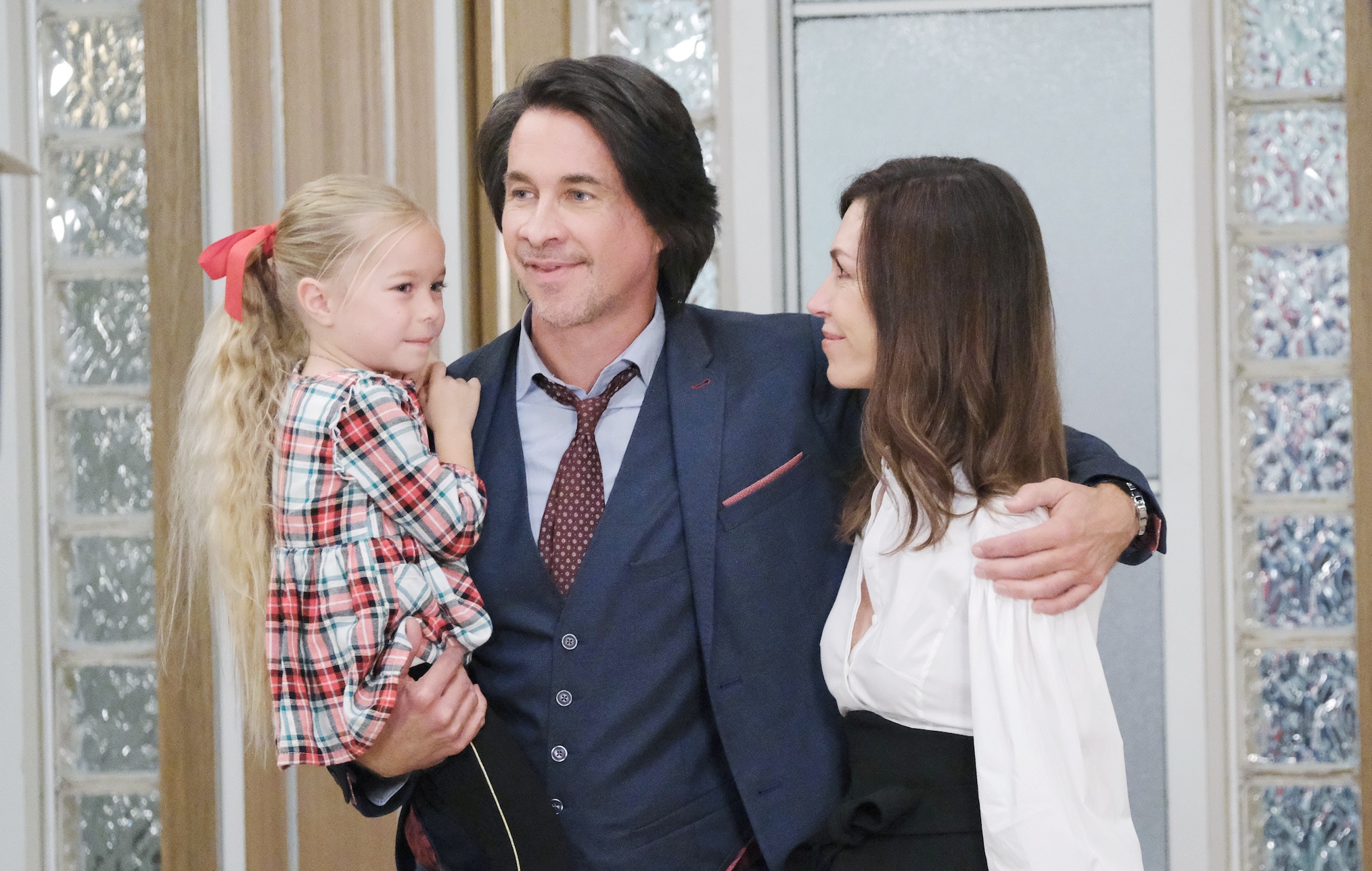 Finola Hughes, Michael Easton, Jophielle Love on 'General Hospital'