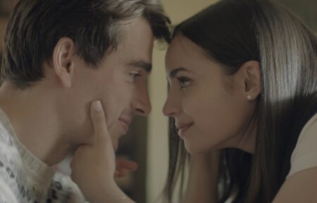 Corey Mylchreest as Jamie and Sofia Carson as Anna in My Oxford Year.