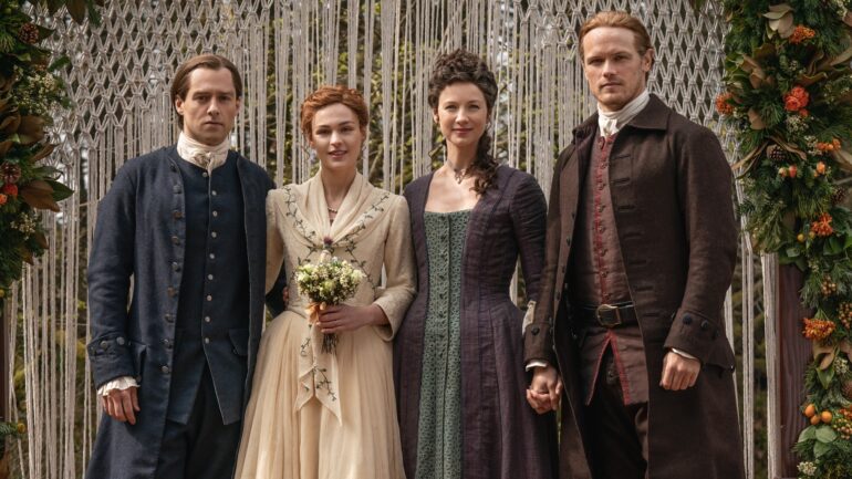 Richard Rankin, Sophie Skelton, Caitriona Balfe, and Sam Heughan in 'Outlander'