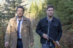 Misha Collins, Jensen Ackles in 'The Trap' - Season 15, Episode 1509