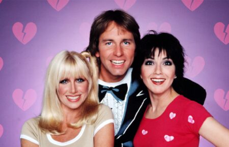 THREE'S COMPANY, 1977-84, Suzanne Somers, John Ritter, Joyce DeWitt, second season graphic heart background