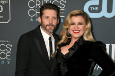Brandon Blackstock and Kelly Clarkson attend the 25th Annual Critics' Choice Awards at Barker Hangar on January 12, 2020 in Santa Monica, California. (Photo by Jeff Kravitz/FilmMagic)