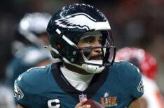 Jalen Hurts #1 of the Philadelphia Eagles looks to pass in the first quarter against the Kansas City Chiefs during Super Bowl LIX at Caesars Superdome on February 09, 2025 in New Orleans