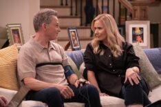 Tim Daly as Andrew and Leanne Morgan in Season 1 Episode 14 of 'Leanne'
