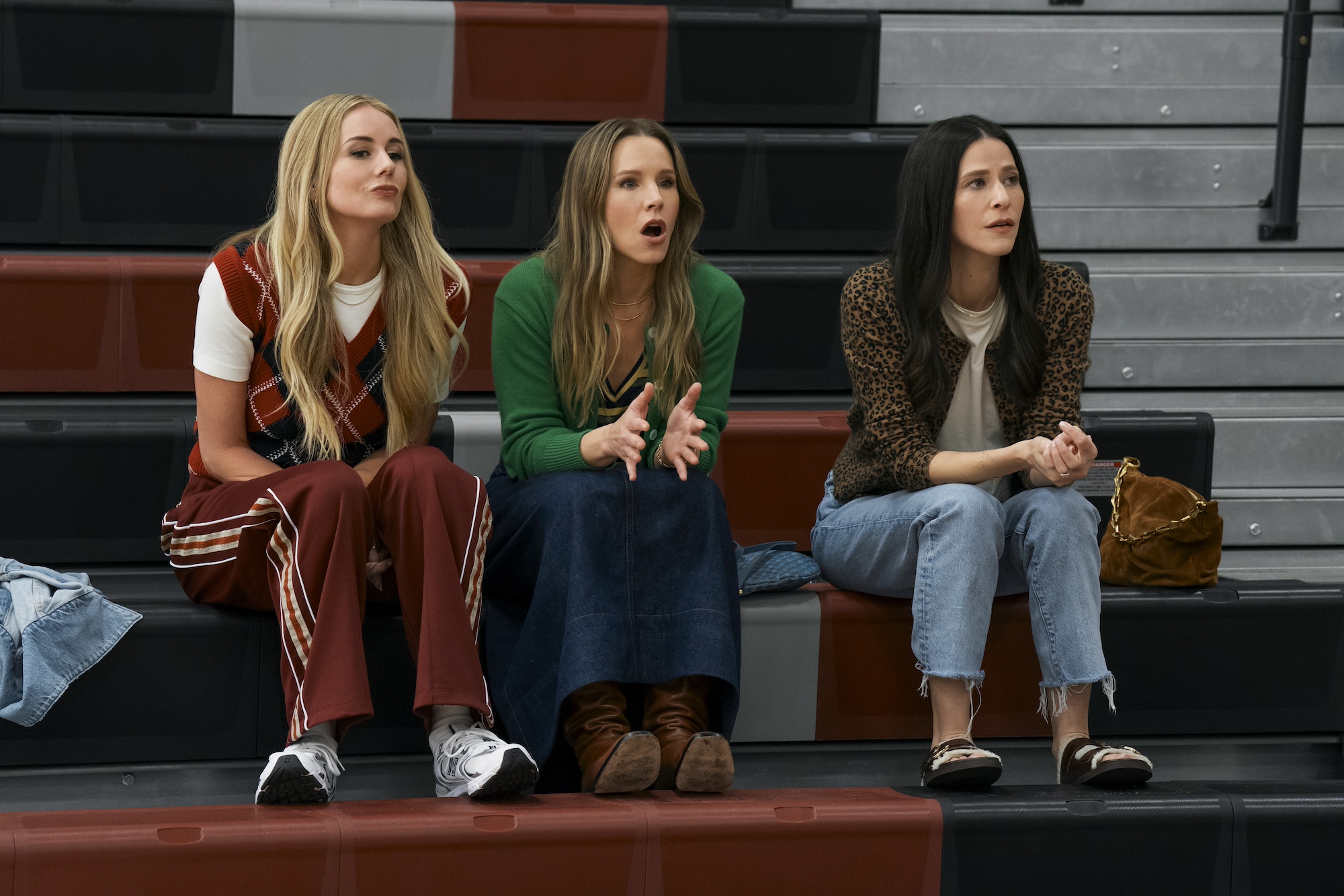 Justine Lupe as Morgan, Kristen Bell as Joanne, Jackie Tohn as Esther in episode 202 of Nobody Wants This