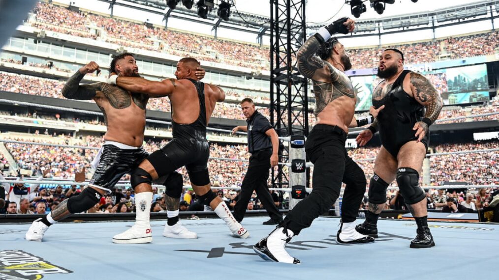 Roman Reigns and Jey Uso