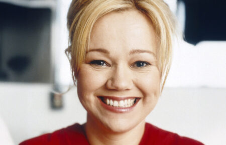 CELEBRITY DISH, Caroline Rhea 2000. ph: Joe Pugliese / TV Guide / ©Food Network / Courtesy Everett Collection