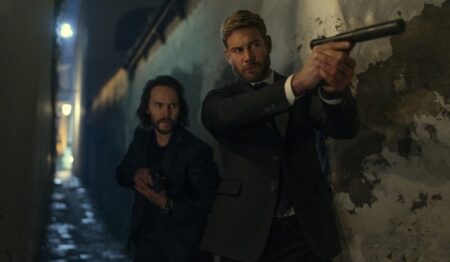 Taylor Kitsch (Ben Edwards), Tom Hopper (Raife Haistings)