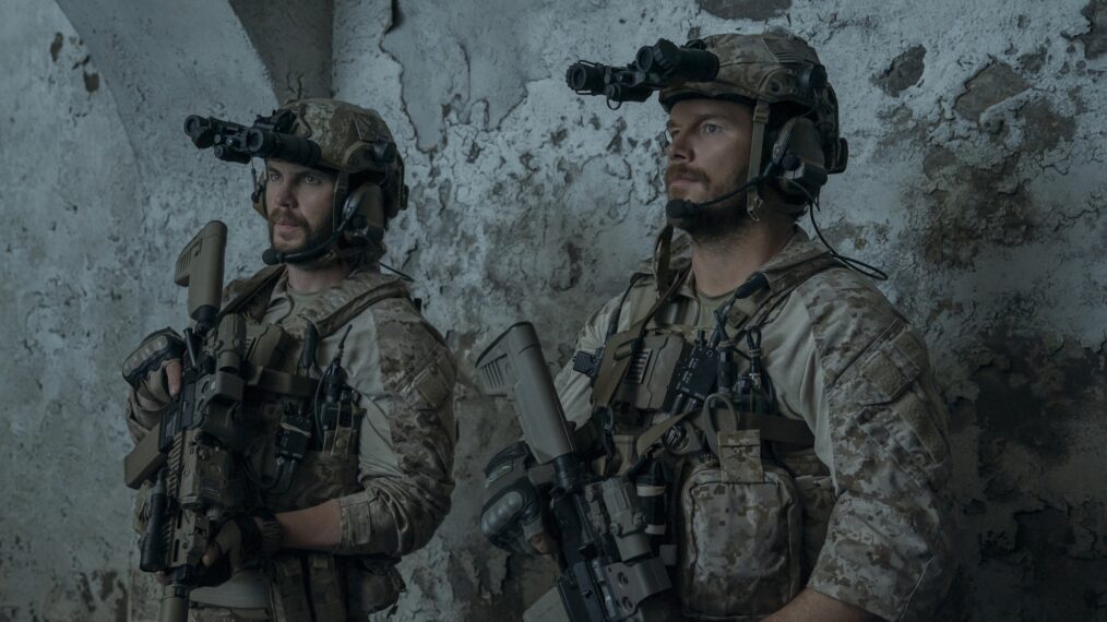 Ben Edwards (Taylor Kitsch), James Reece (Chris Pratt)