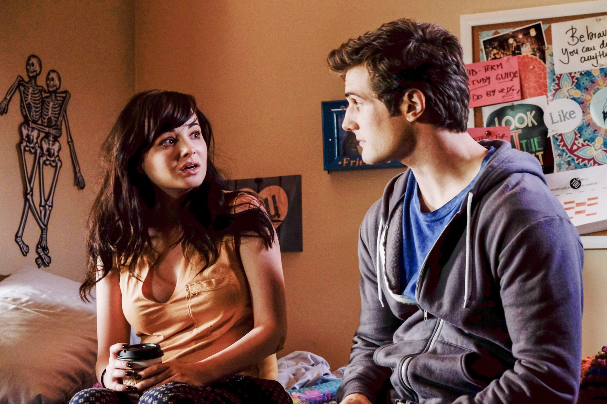 Ashley Rickards, Beau Mirchoff as Jenna and Matty in 'Awkward'