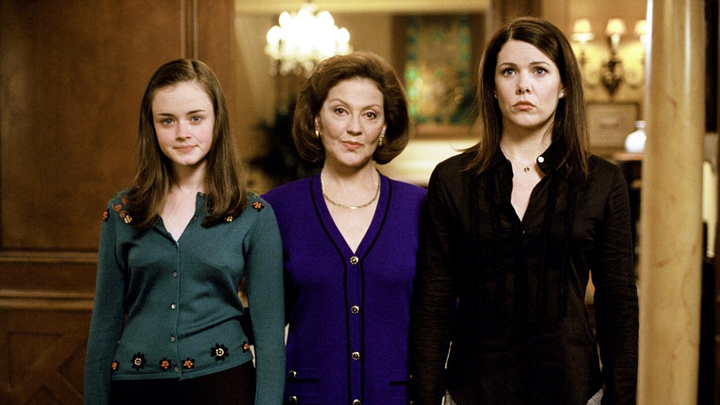 Alexis Bledel, Kelly Bishop, and Lauren Graham in 'Gilmore Girls'