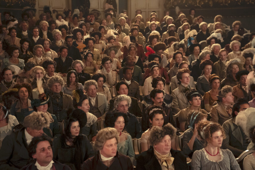 A theater crowd in 'Interview with the Vampire' Season 2 Episode 3