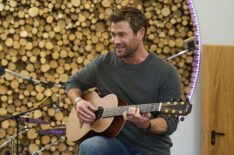 Chris Hemsworth in 'Limitless' Season 2