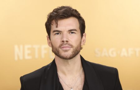 LOS ANGELES, CALIFORNIA - FEBRUARY 23: Luke Newton attends the 31st annual Screen Actors Guild Awards at Shrine Auditorium and Expo Hall on February 23, 2025 in Los Angeles, California.