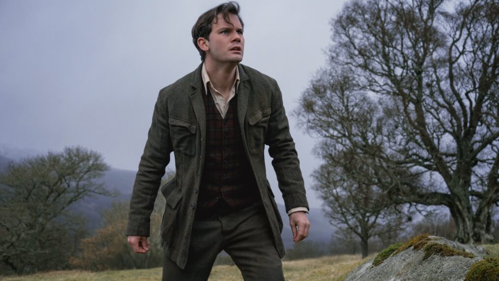 Jeremy Irvine in 'Outlander: Blood of My Blood' Season 1