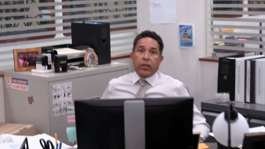 Oscar Nuñez in 'The Paper' Season 1