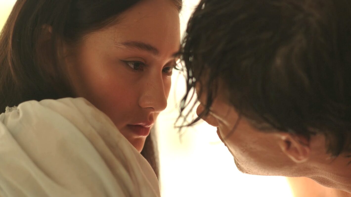 Lola Tung and Christopher Briney in 'The Summer I Turned Pretty' Season 3