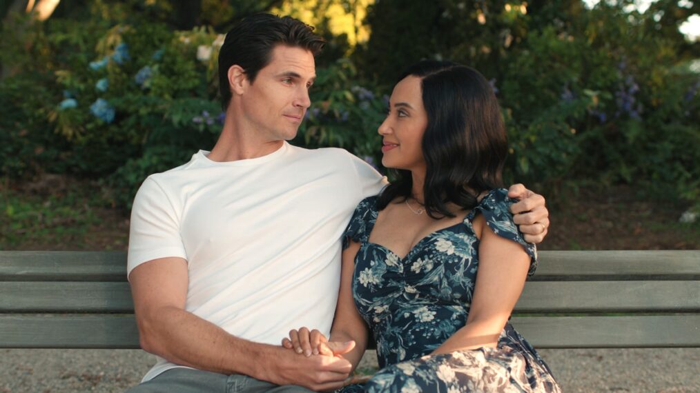 Robbie Amell and Andy Allo in 'Upload' Season 4